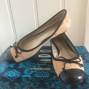 Liz Claiborne Cork and Paten Leather Flats